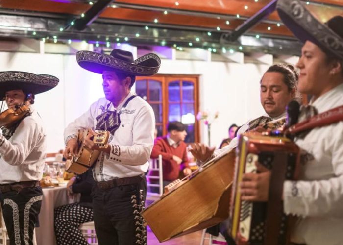 contratar serenatas en concepcion